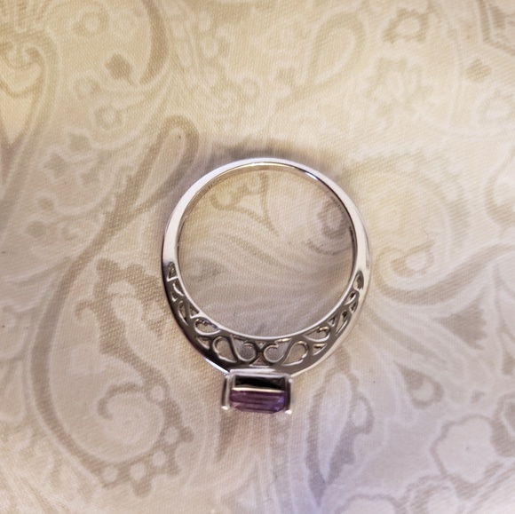 Purple ring - Picture 2 of 2